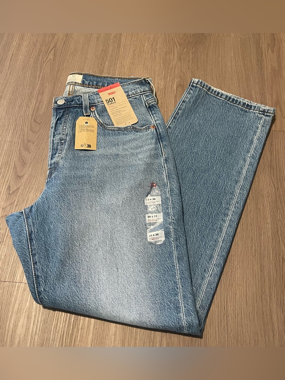 NWT Women’s Levi’s 501 Curve Jeans Size 30x30